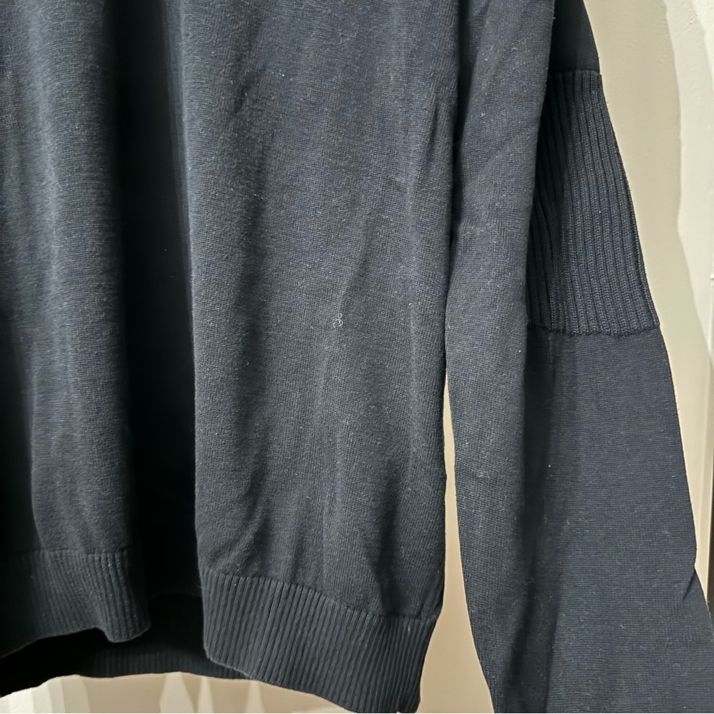 LATGE BLACK PUMA X FERRARI V-NECK SWEATER - Picture 5 of 8